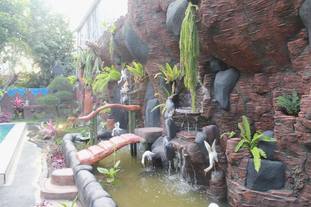 Jenny Bunker Homestay กูตา ภายนอก รูปภาพ