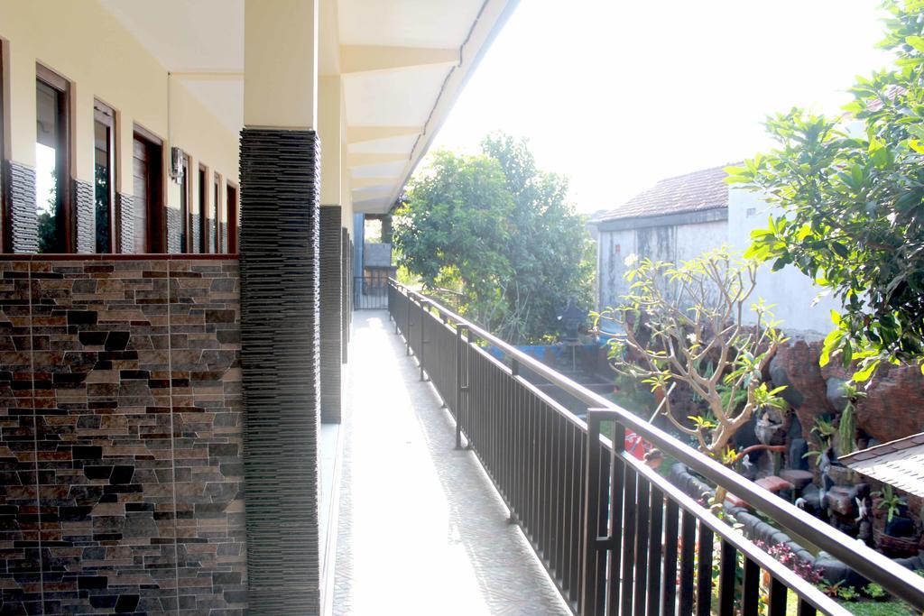 Jenny Bunker Homestay กูตา ภายนอก รูปภาพ