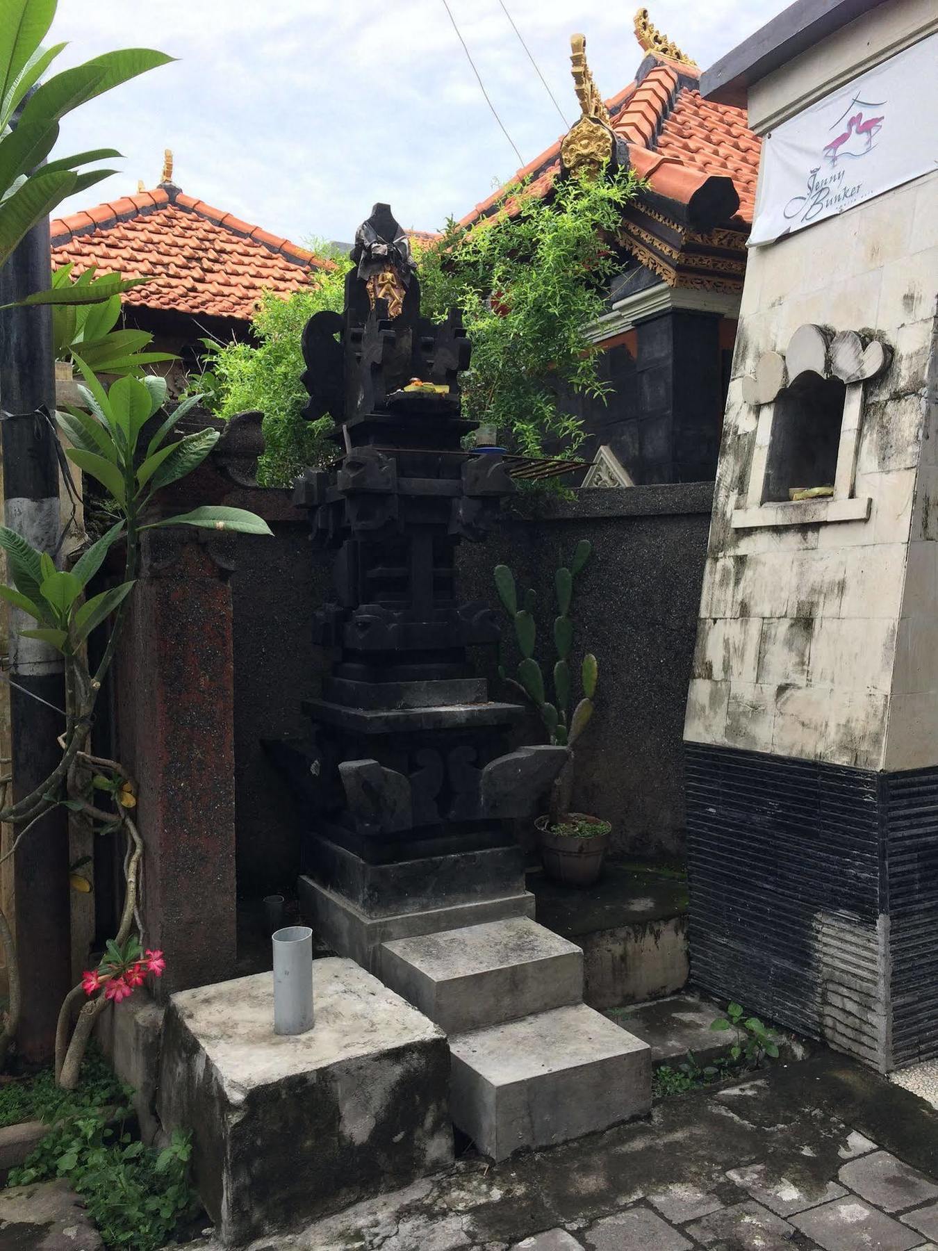 Jenny Bunker Homestay กูตา ภายนอก รูปภาพ