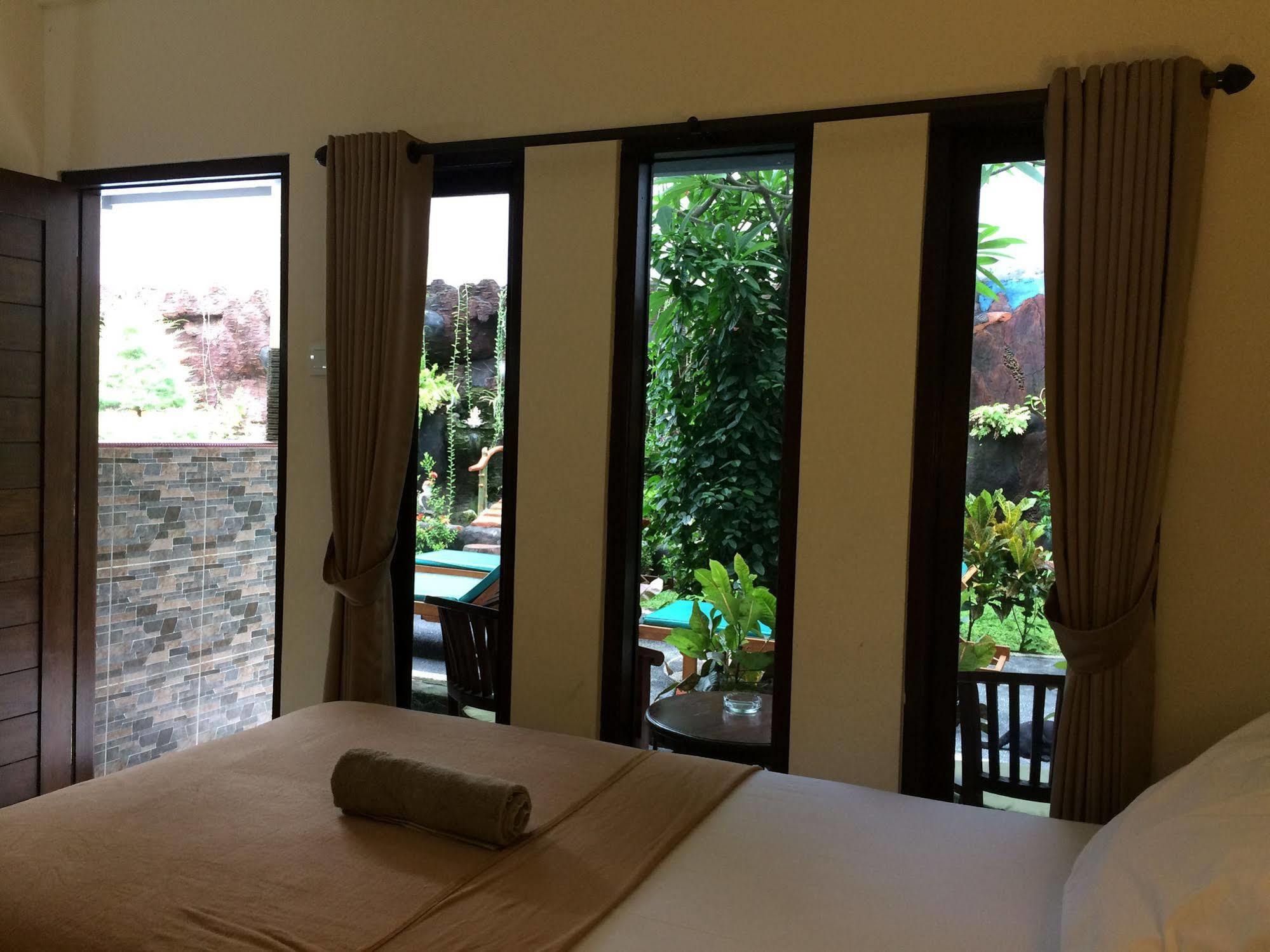 Jenny Bunker Homestay กูตา ภายนอก รูปภาพ