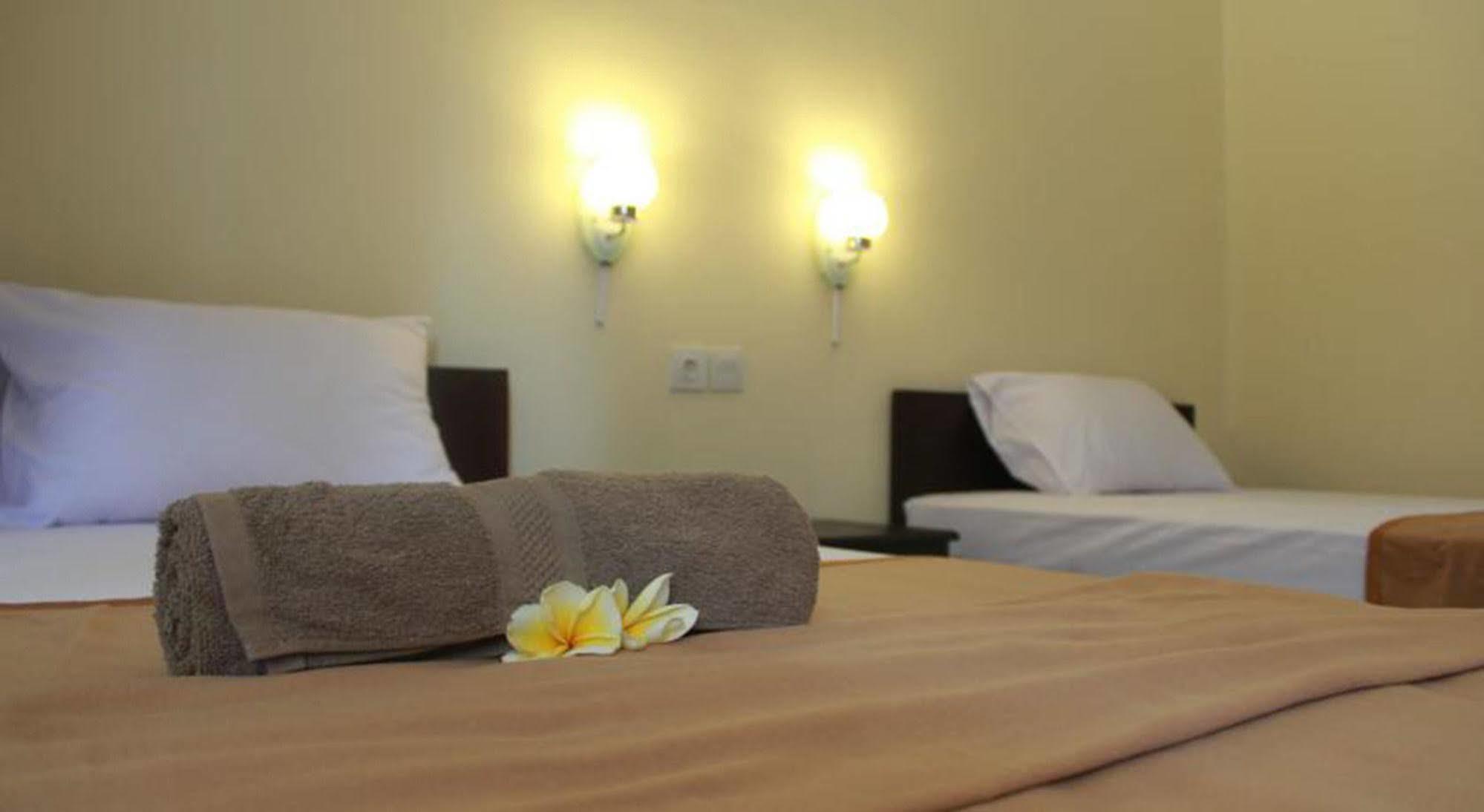Jenny Bunker Homestay กูตา ภายนอก รูปภาพ